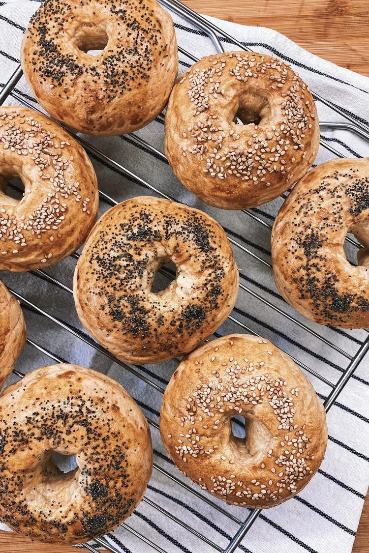Bagels Recipe - Fresh Sesame and Poppy Seed Bagels
