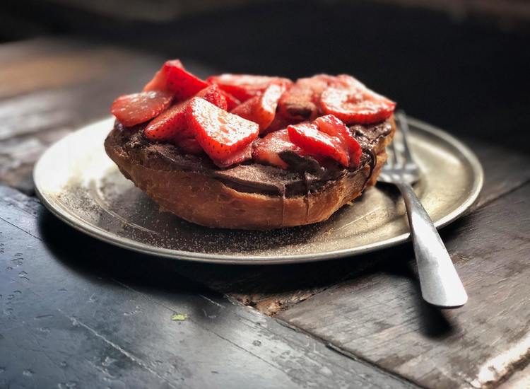 Nutella and Sliced Strawberries on a Bagel - Bagels Recipe