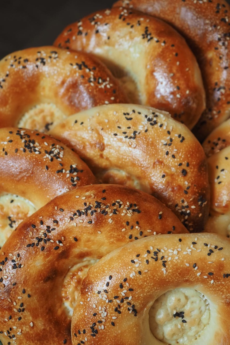 Poppy and Sesame Seed Bagels with Cream Cheese Filling - Bagels Recipe